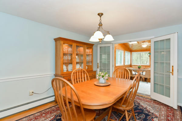 4 SADDLE HILL RD, MEDWAY, MA 02053, photo 3 of 21