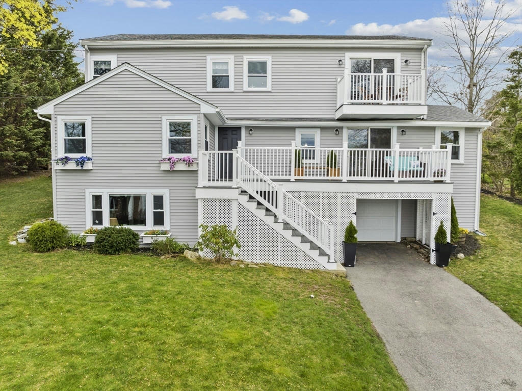 32 GOVERNOR LONG RD, HINGHAM, MA 02043, photo 1 of 35