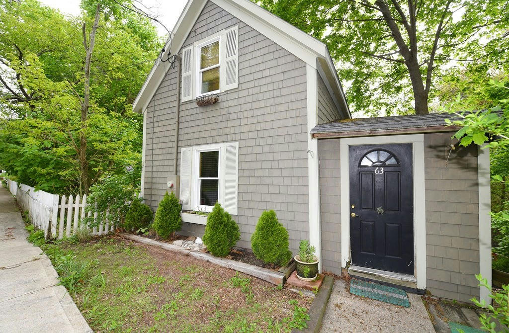 63 NEWFIELD ST, PLYMOUTH, MA 02360, photo 1 of 38