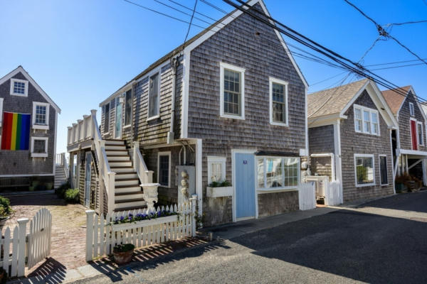 77 COMMERCIAL ST # 1, PROVINCETOWN, MA 02657, photo 3 of 40