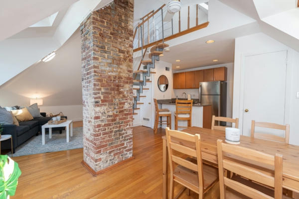 83 PLEASANT ST APT 7, MARBLEHEAD, MA 01945 - Image 1