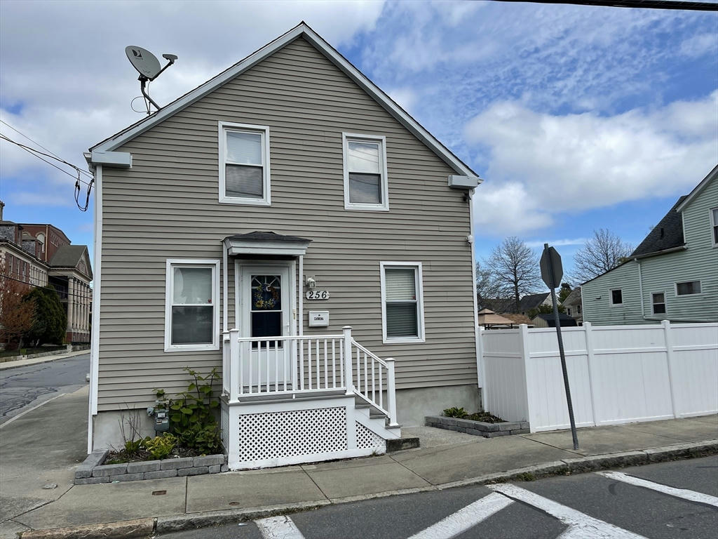 256 CHANCERY ST, NEW BEDFORD, MA 02740, photo 1 of 22