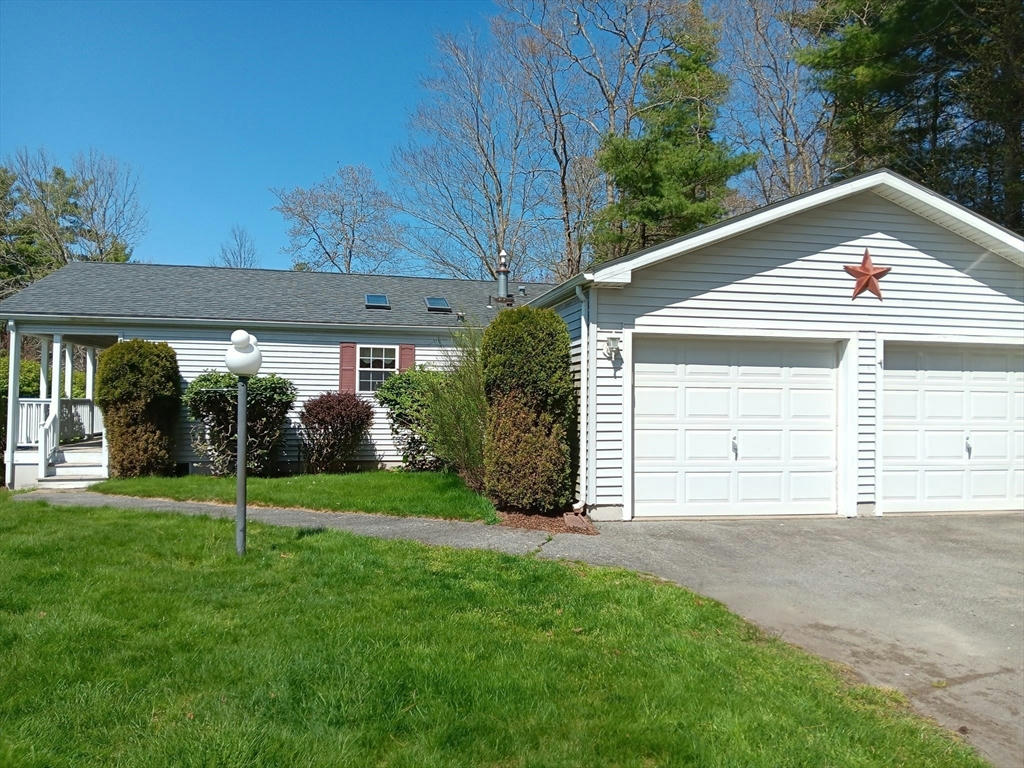 3404 OAK POINT DR, MIDDLEBORO, MA 02346, photo 1 of 24