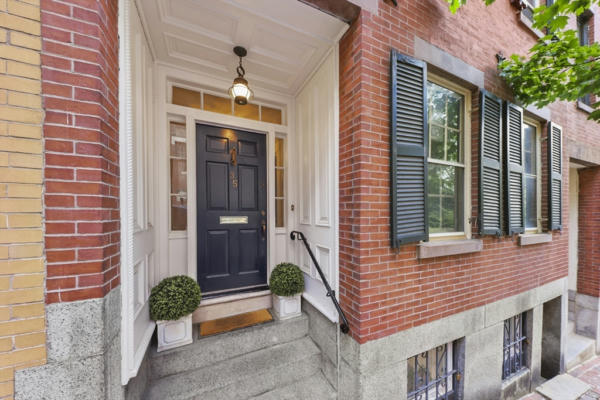 35 S RUSSELL ST, BOSTON, MA 02114 - Image 1